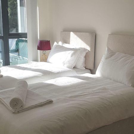 Garland Modern Apartment, Greenhithe 1 With Parking Dartford Extérieur photo