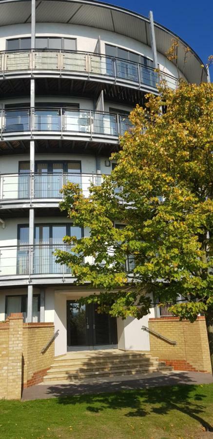 Garland Modern Apartment, Greenhithe 1 With Parking Dartford Extérieur photo
