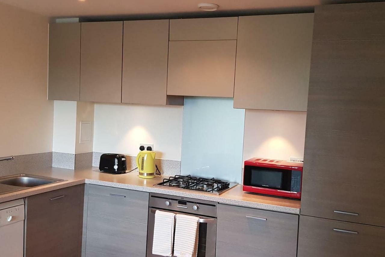 Garland Modern Apartment, Greenhithe 1 With Parking Dartford Extérieur photo