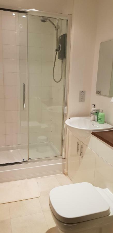 Garland Modern Apartment, Greenhithe 1 With Parking Dartford Extérieur photo
